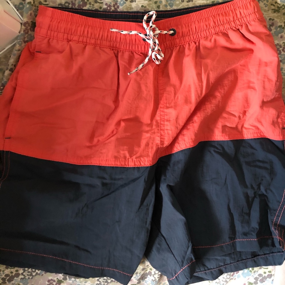 Board shorts/Swim trunks